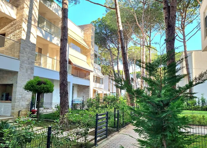Апартаменты Garden In San Pietro 303 *